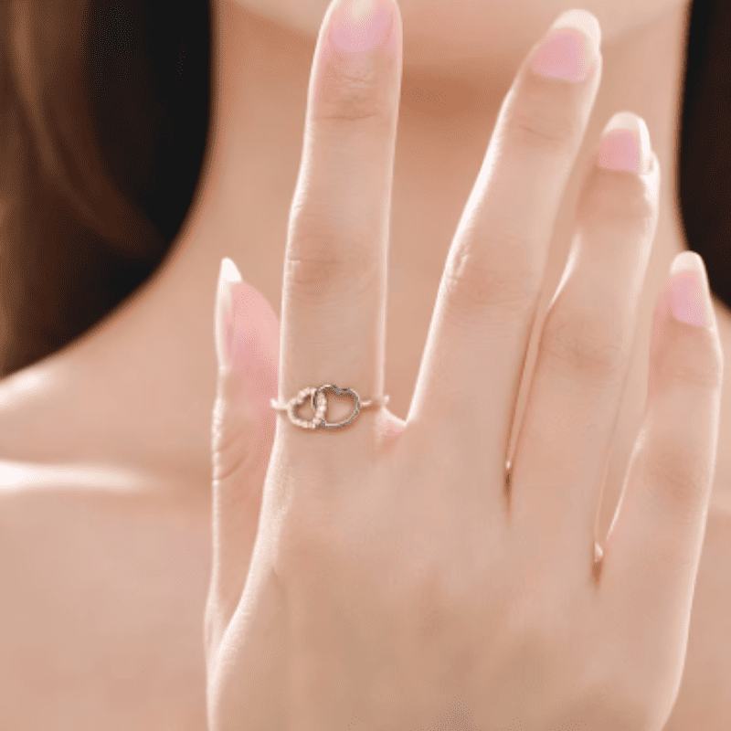 Eternal Hearts Connection Ring