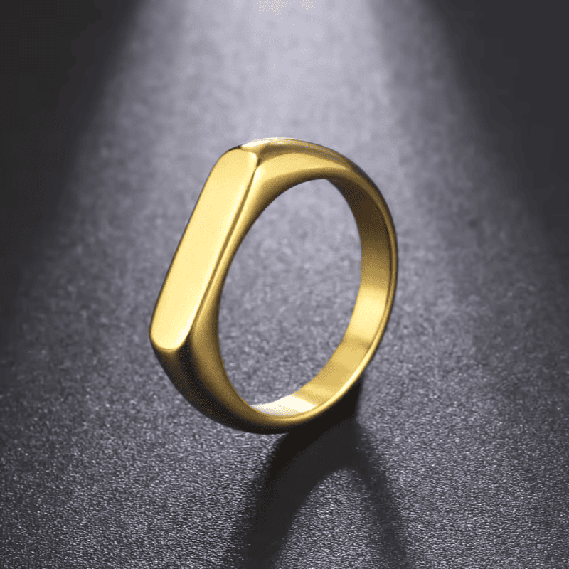 Sleek Curve Ring