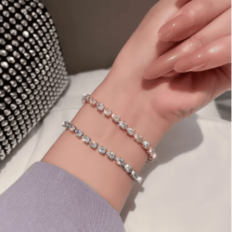 Lustrous Heart Stone Bracelet