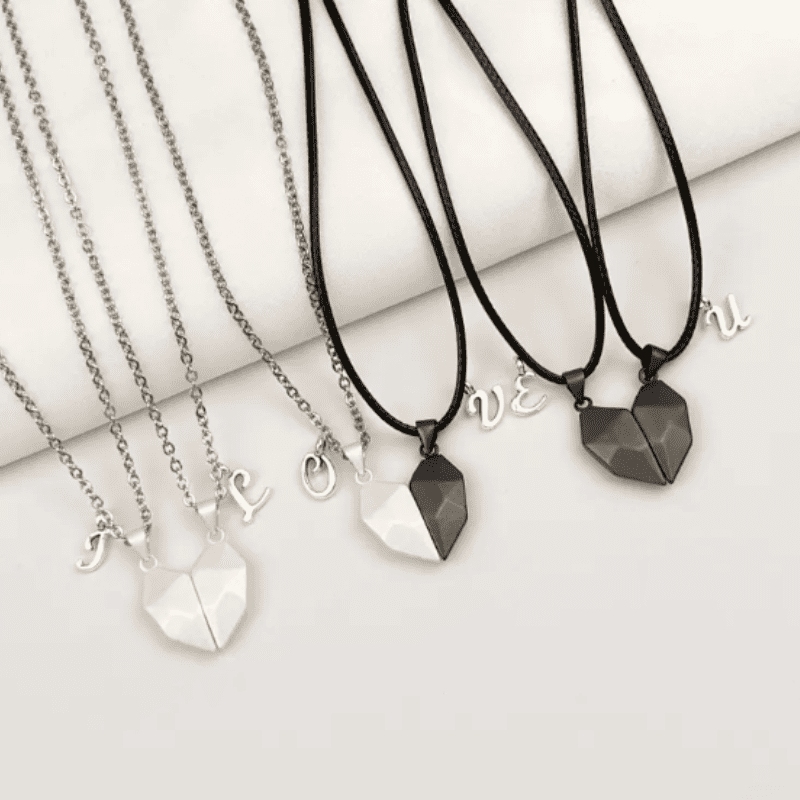 Pulled to You Necklace Set