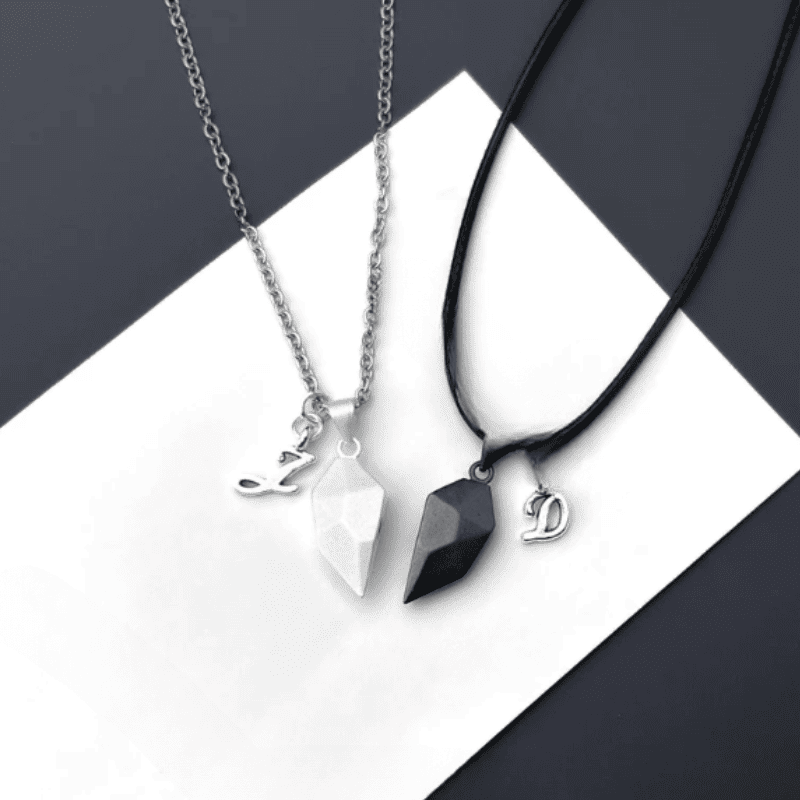 Pulled to You Necklace Set
