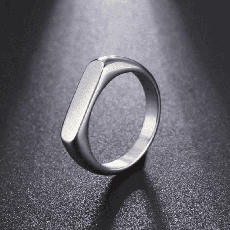 Sleek Curve Ring